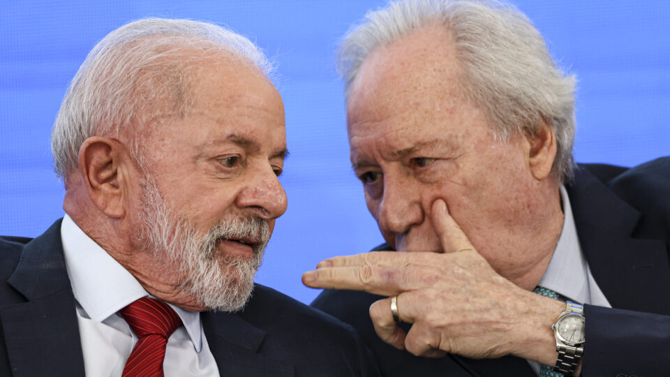 ECA Digital: Governo Lula usa decreto, contorna Congresso e amplia poder na fiscalização da internet