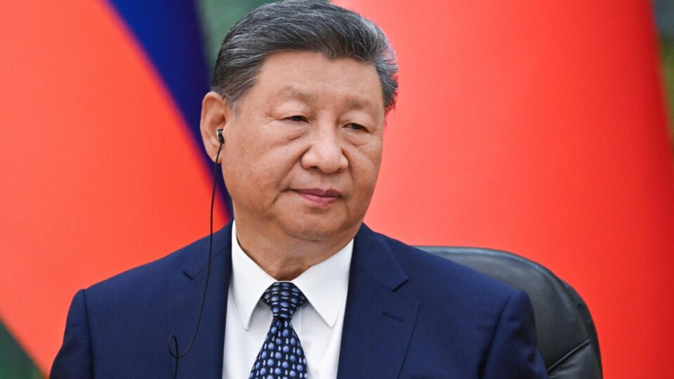 Tensão na Ásia: China Ameaça Japão com 'Fortes Represálias' por Apoio a Taiwan