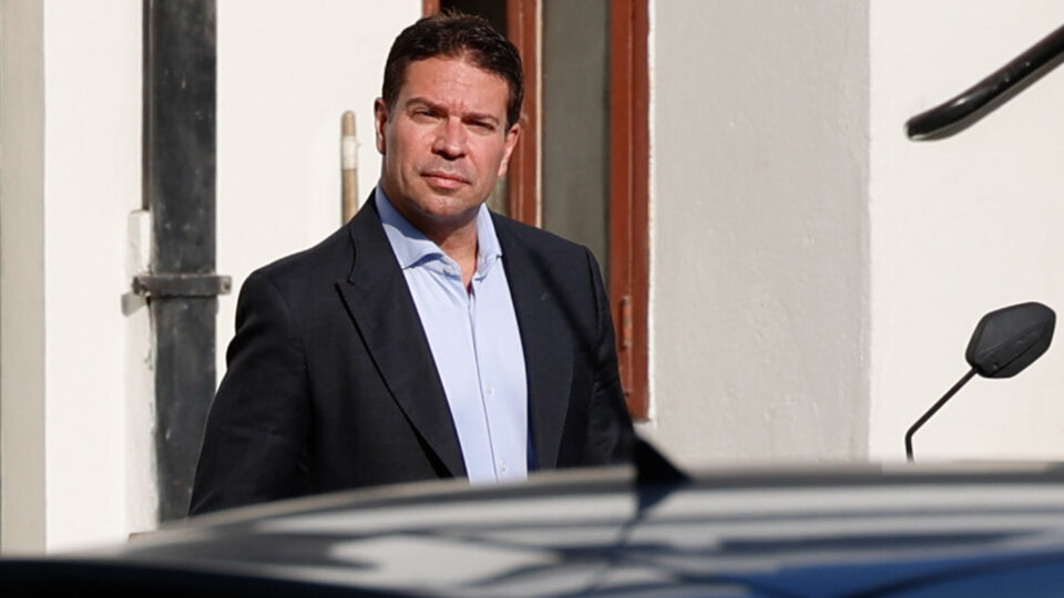 Alexandre Ramagem nos EUA? Foto gera crise e PSOL pede prisão por suposta fuga com passaporte cancelado