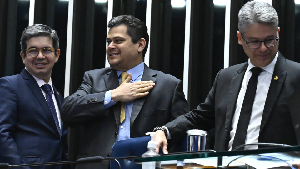 PL Antifacção: Alcolumbre ignora Moro e Flávio Bolsonaro e escolhe relator para evitar 'guerra ideológica'