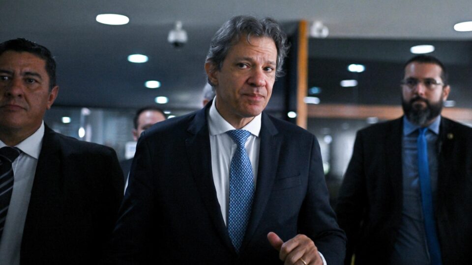Haddad Alerta: PL Antifacção Aprovado na Câmara Pode 'Asfixiar' a Polícia Federal e a Receita