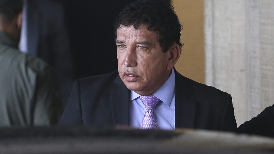 "Bolsonaro não tem medo da Papuda", afirma Magno Malta após visita ao ex-presidente